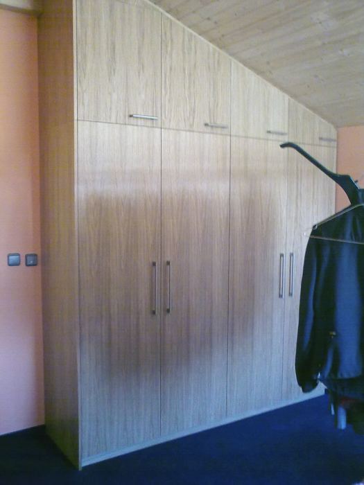 Vestavěné skříně — realizace 34